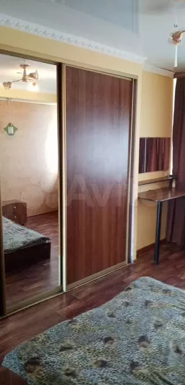 Комната 19 м в 3-к., 3/3 эт. - Фото 1