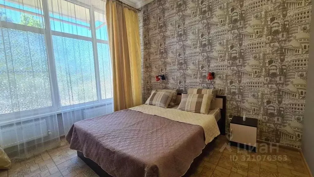 2-к кв. Краснодарский край, Сочи ул. Ленина, 172Б (35.0 м) - Фото 0