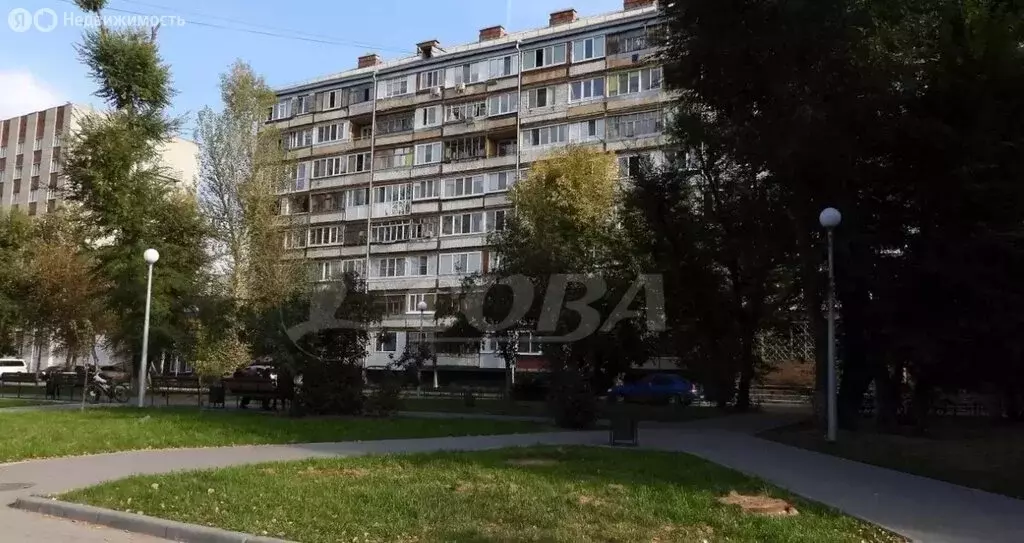 Квартира-студия: Тюмень, улица Мельникайте, 63 (17.6 м) - Фото 1