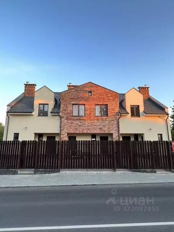 Таунхаус в Калининградская область, Пионерский Рабочая ул., 22 (129 м) - Фото 2