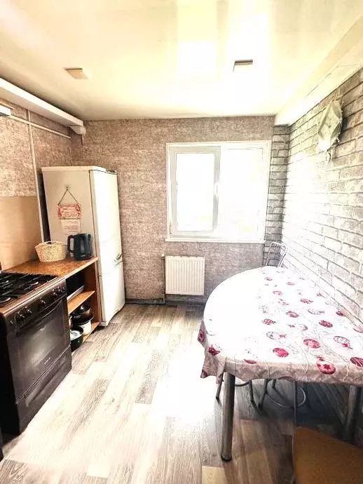 Комната 16 м в 2-к., 10/16 эт. - Фото 1