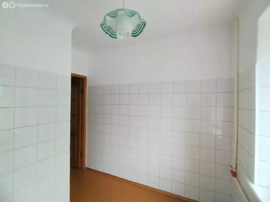 3-комнатная квартира: Саратов, улица Мира, 25 (60 м) - Фото 1