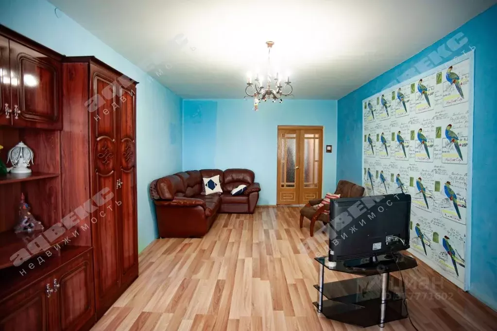 4-к кв. Ленинградская область, Гатчина ул. Генерала Сандалова, 5 ... - Фото 1