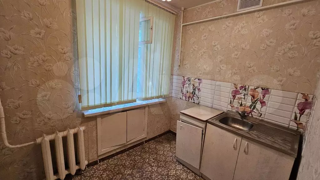 3-к. квартира, 40 м, 1/5 эт. - Фото 0