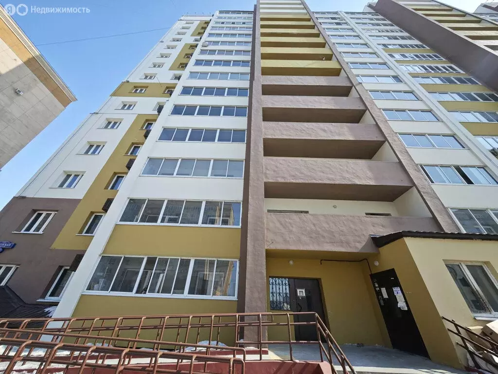 2-комнатная квартира: Благовещенск, Заводская улица, 2/4 (69.8 м) - Фото 1