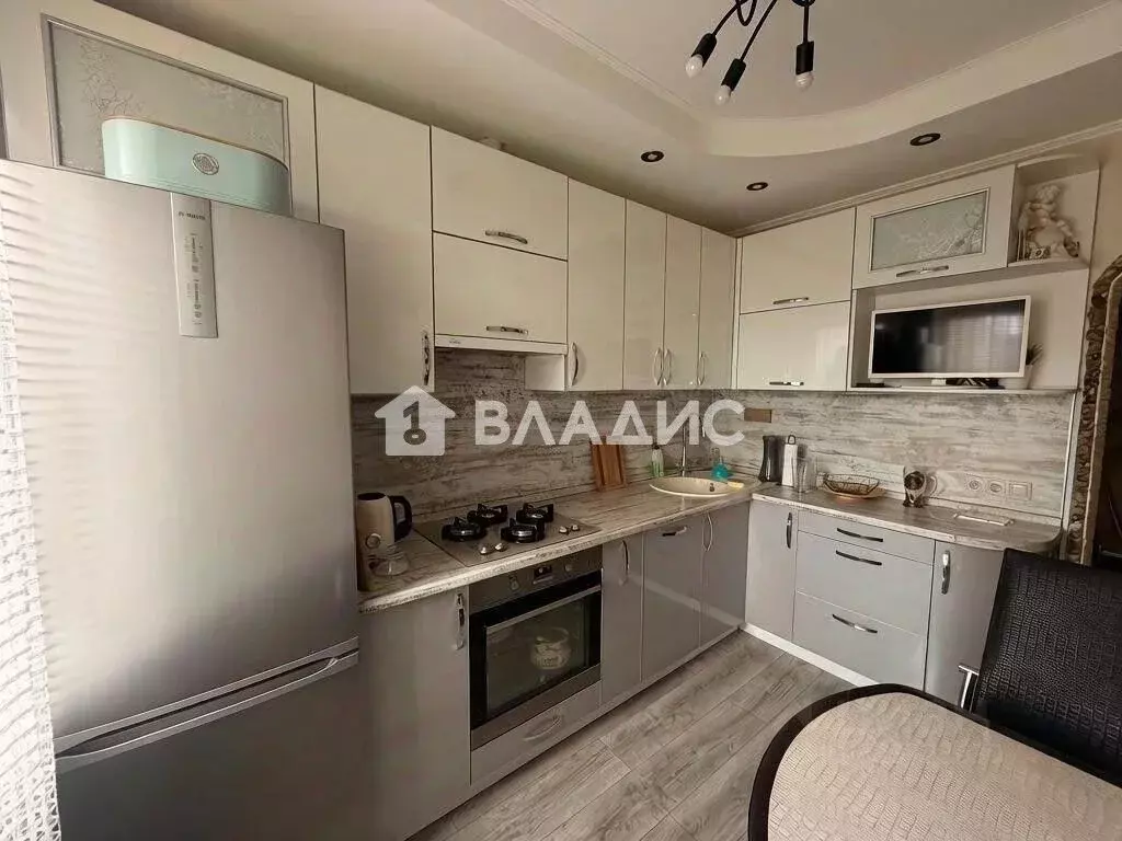 3-к кв. Белгородская область, Белгород просп. Ватутина, 18 (60.0 м) - Фото 2
