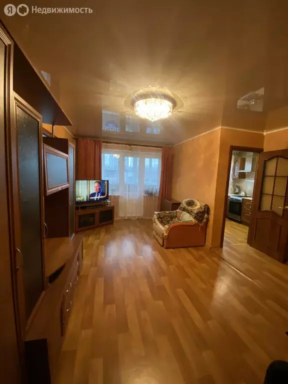 2-комнатная квартира: Челябинск, улица Кирова, 9к2 (45.9 м) - Фото 1