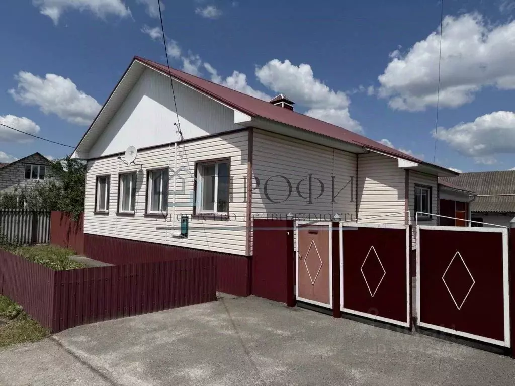 Дом в Белгородская область, Поселок Чернянка городское поселение, ... - Фото 1