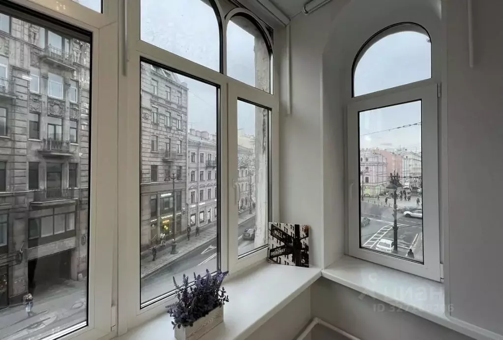 Студия Санкт-Петербург Невский просп., 130 (28.0 м) - Фото 1