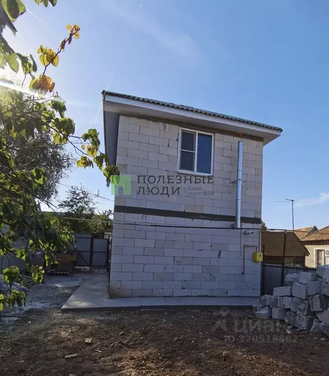 Дом в Астраханская область, Астрахань Орский пер., 30 (66 м) - Фото 1