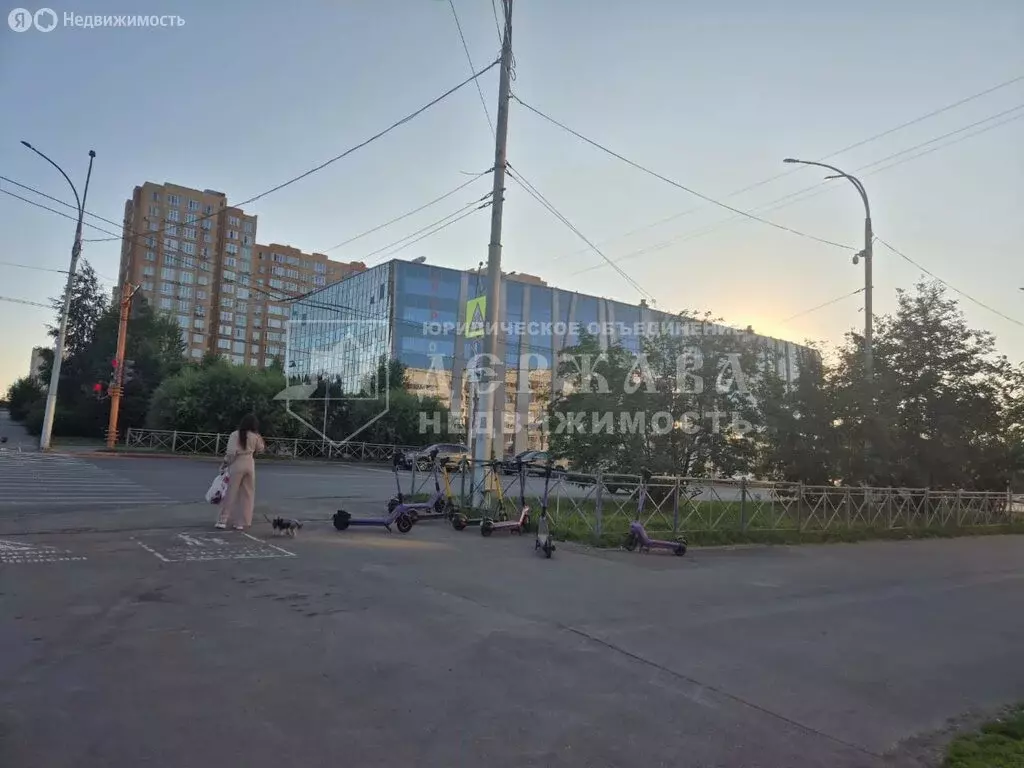 1-комнатная квартира: Кемерово, бульвар Строителей, 56 (18 м) - Фото 1