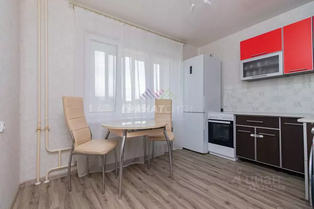 1-к кв. Омская область, Омск проезд 4-й Амурский, 10к1 (33.6 м) - Фото 0