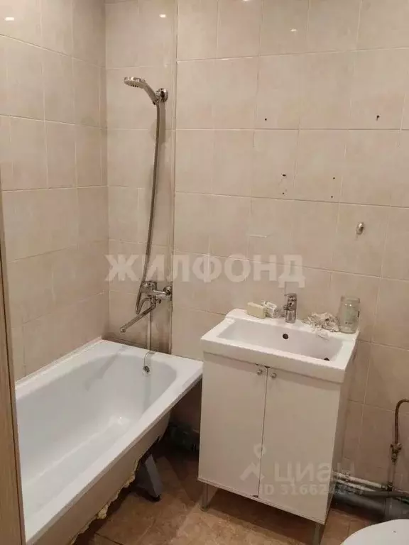Студия Новосибирская область, Новосибирск Приморская ул., 5 (29.0 м) - Фото 1