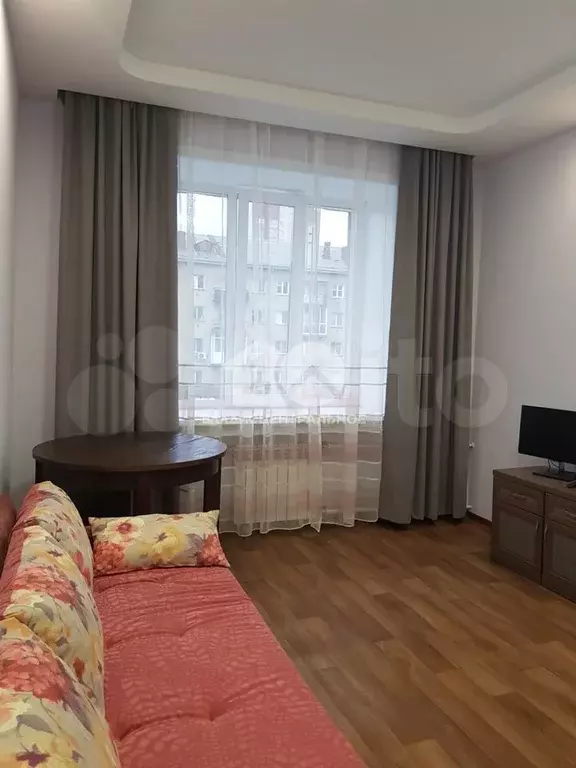 1-к. квартира, 40м, 3/5эт. - Фото 0