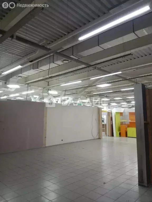 Торговая площадь (145.2 м) - Фото 1