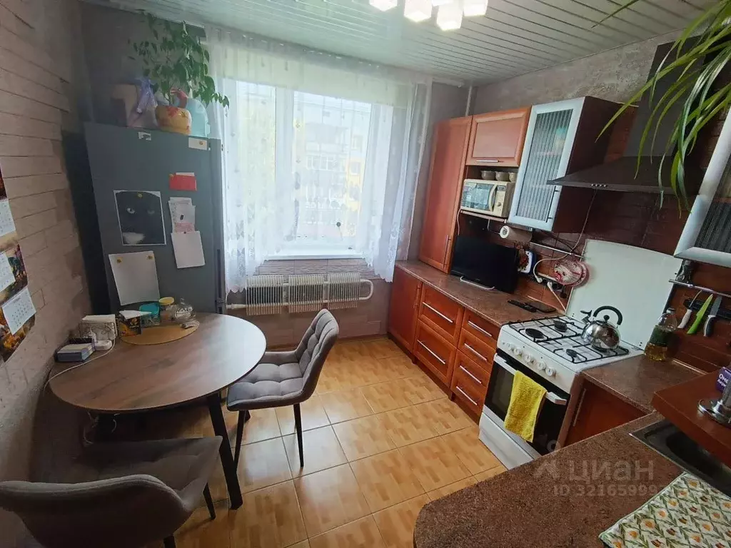 2-к кв. Калининградская область, Черняховск Российская ул., 13к1 (55.9 ... - Фото 1