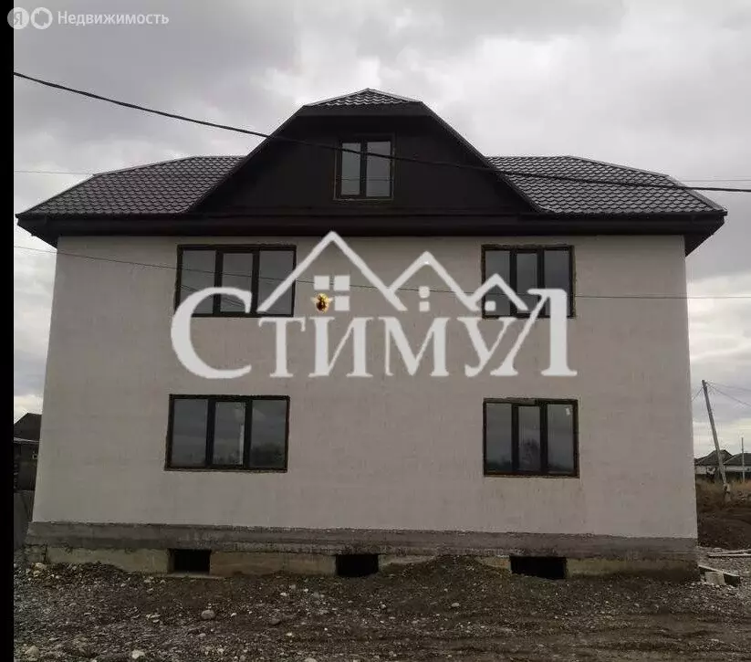 Дом в Абакан, улица Муслима Магомаева, 29 (300 м) - Фото 0