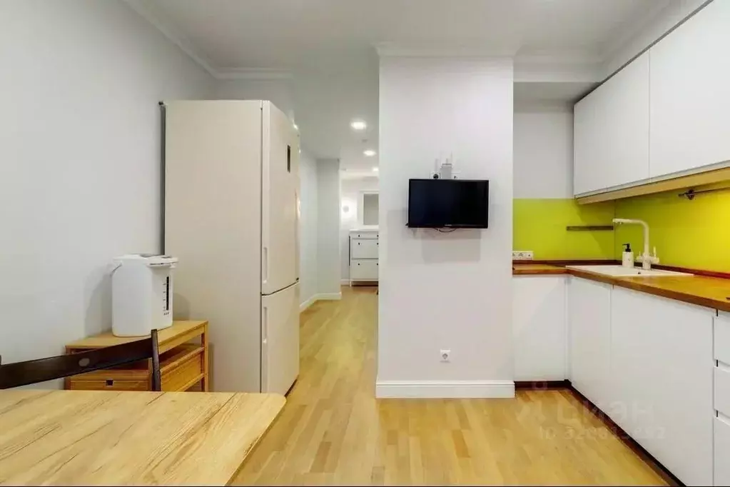 3-к кв. Москва ул. Введенского, 24К2 (80.0 м) - Фото 1