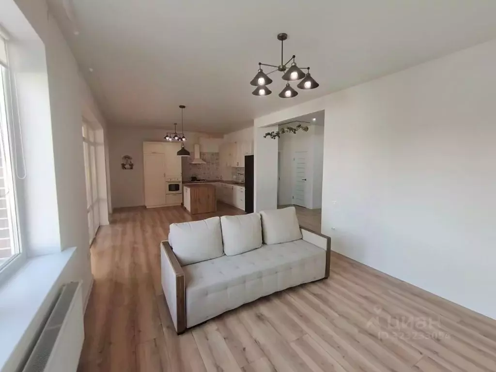 Дом в Ростовская область, Неклиновский район, с. Новобессергеневка ул. ... - Фото 1