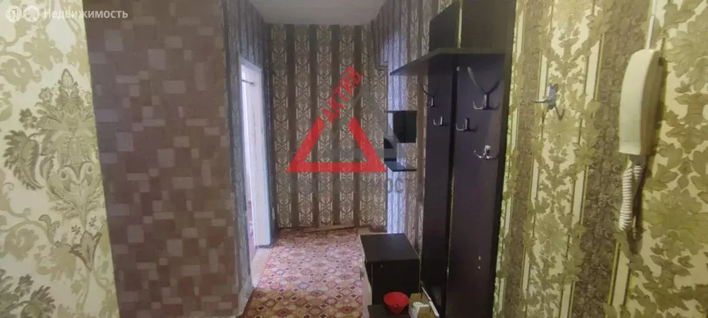 2-комнатная квартира: Каменск-Уральский, улица Тевосяна, 13 (43.2 м) - Фото 2