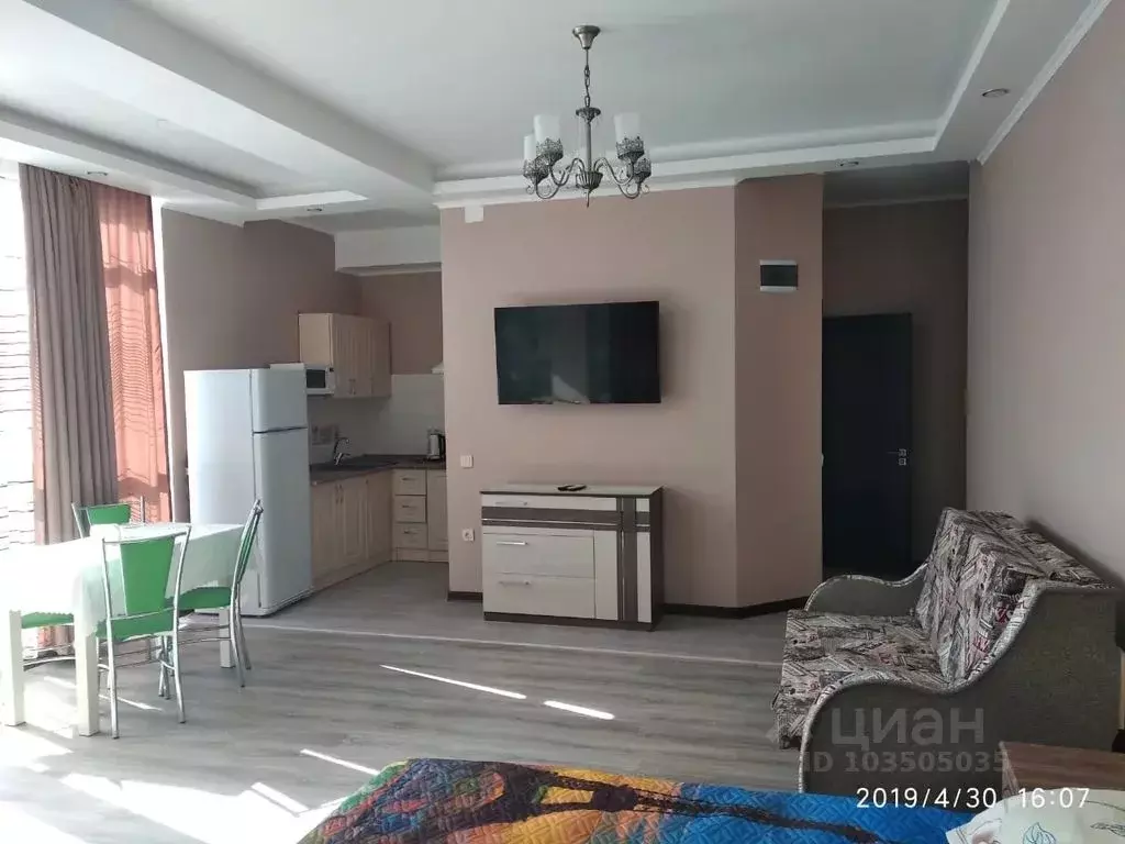 Студия Крым, Алупка ул. Имени Олега Кошевого, 7Б (44.0 м) - Фото 0