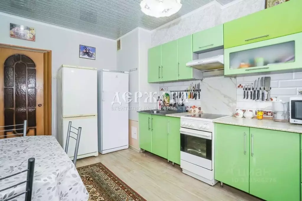 3-к кв. Белгородская область, Старый Оскол Королева мкр, 1 (63.0 м) - Фото 1