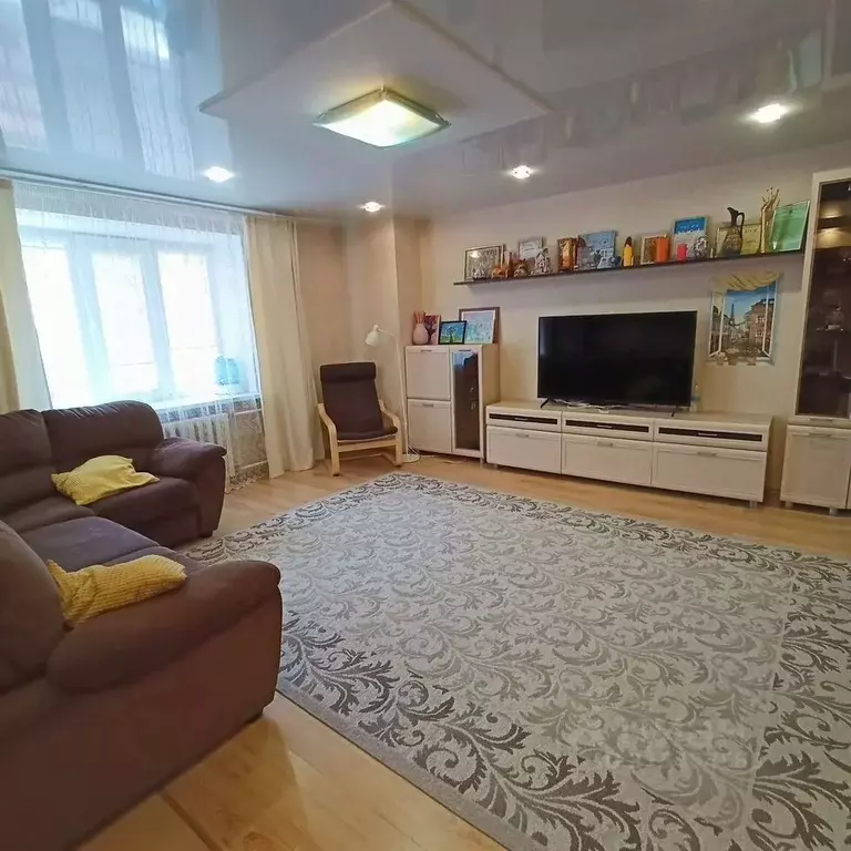 3-к кв. Самарская область, Самара ул. Николая Панова, 52 (80.0 м) - Фото 0
