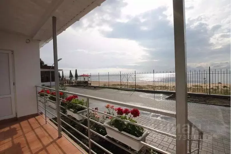 2-к кв. Крым, Феодосия наб. Черноморская, 1В (48.0 м) - Фото 2