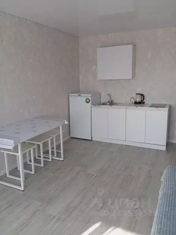 2-к кв. Воронежская область, Лиски Коммунистическая ул., 17 (50.0 м) - Фото 1