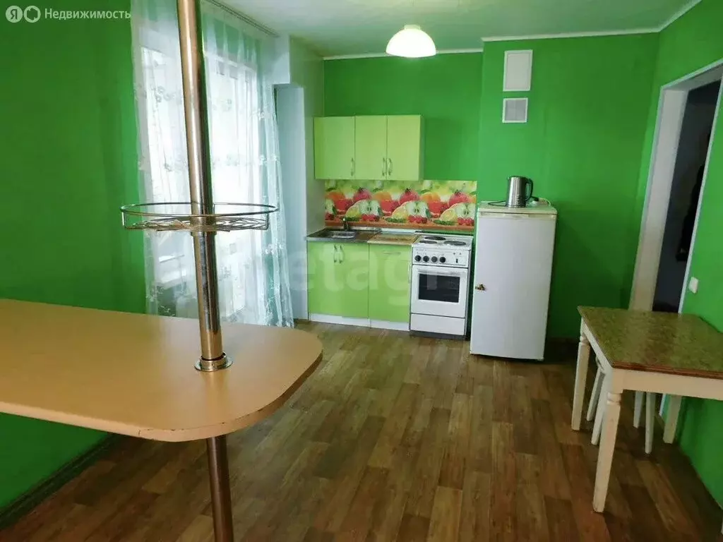 2-комнатная квартира: Барнаул, улица Гущина, 150/2 (56 м) - Фото 1