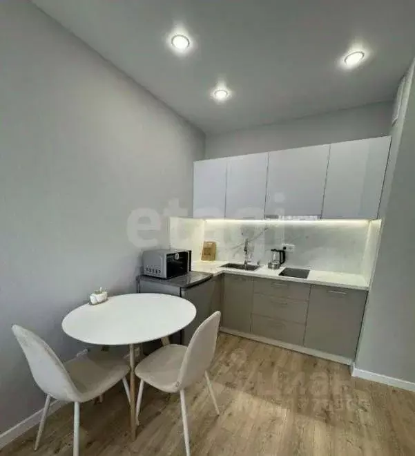 Студия Тюменская область, Тюмень ул. Андрея Кореневского, 3 (26.0 м) - Фото 1