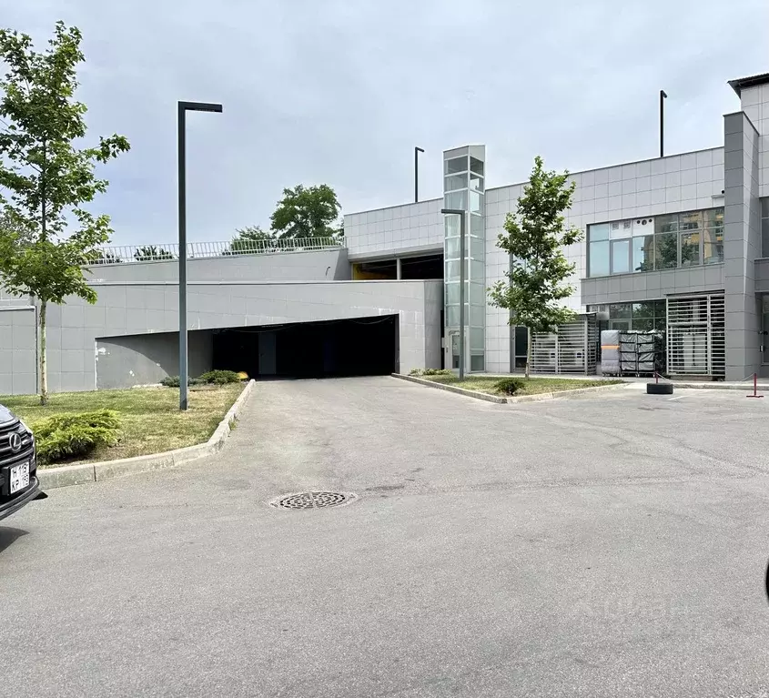 Гараж в Краснодарский край, Краснодар Сказка Град жилой комплекс (13 ... - Фото 1