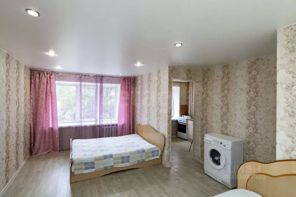 1-к кв. Тюменская область, Тюмень ул. Мельникайте, 101 (28.2 м) - Фото 1