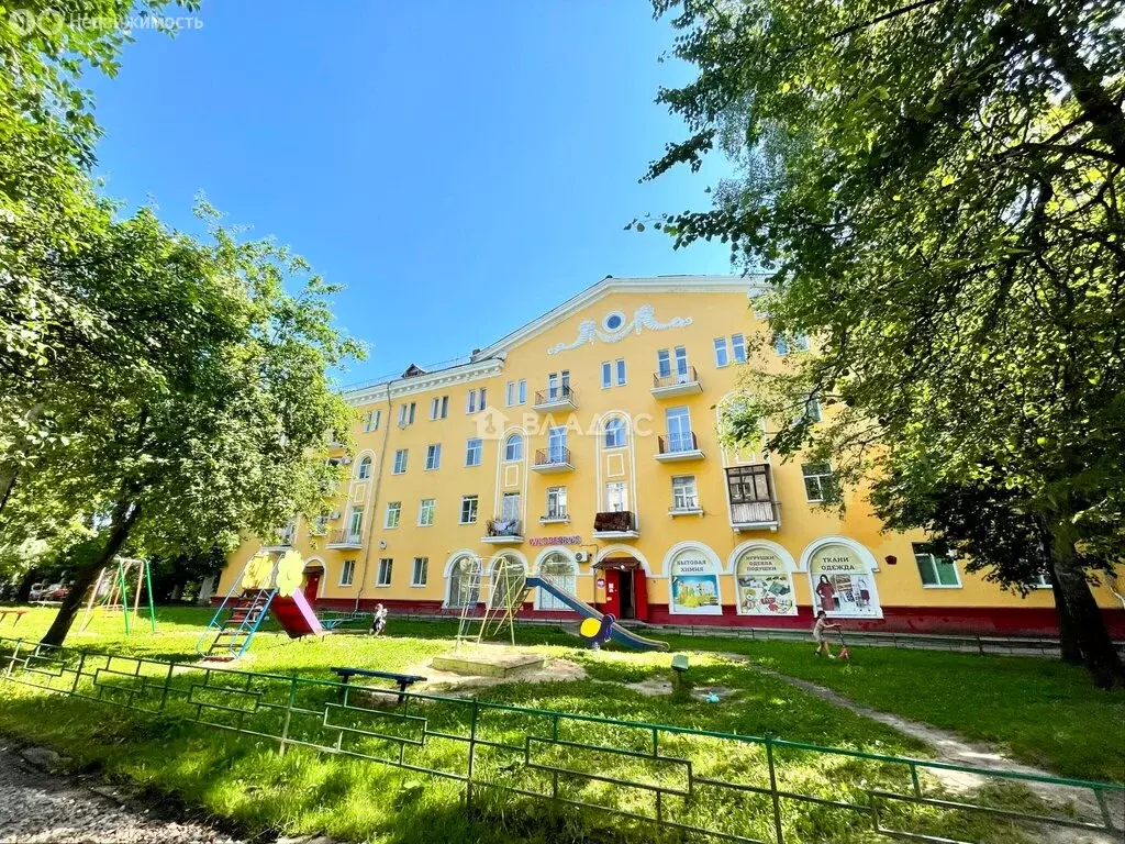 1-комнатная квартира: Смоленск, улица Фрунзе, 64 (29.4 м) - Фото 0