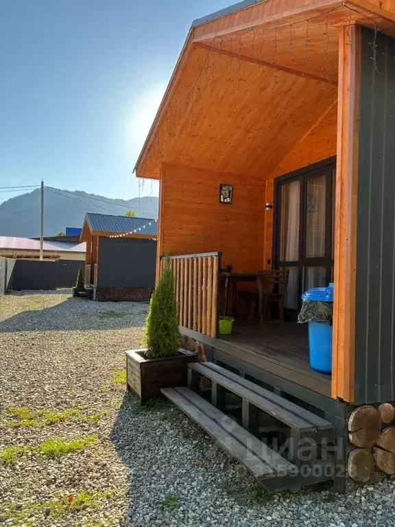 Дом в Карачаево-Черкесия, Зеленчукский район, с. Архыз ул. Курджиева, ... - Фото 2