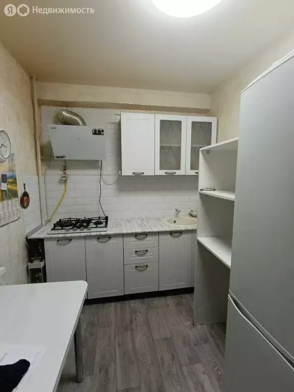 3-комнатная квартира: Воткинск, Ленинградская улица, 13 (54.6 м) - Фото 2