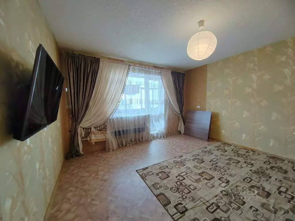 4-к кв. Свердловская область, Нижний Тагил Черноисточинское ш., 27 ... - Фото 0
