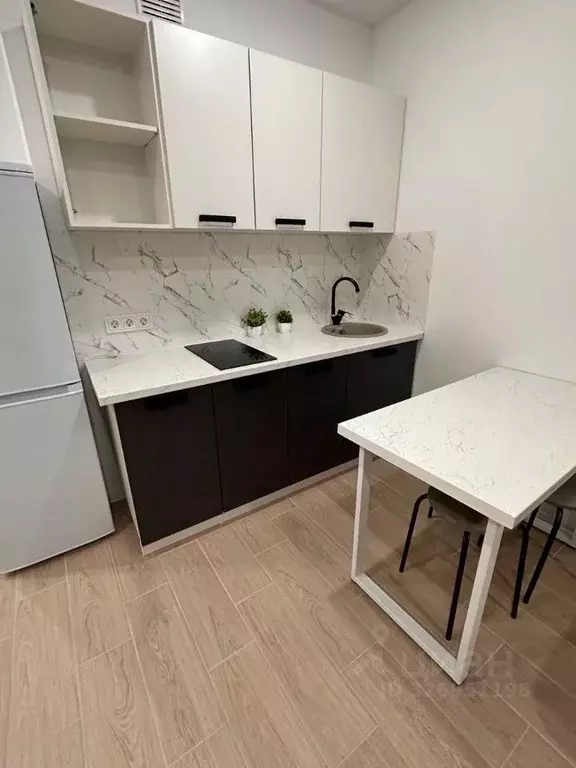 Студия Новосибирская область, Новосибирск Бронная ул., 22/1 (27.0 м) - Фото 1