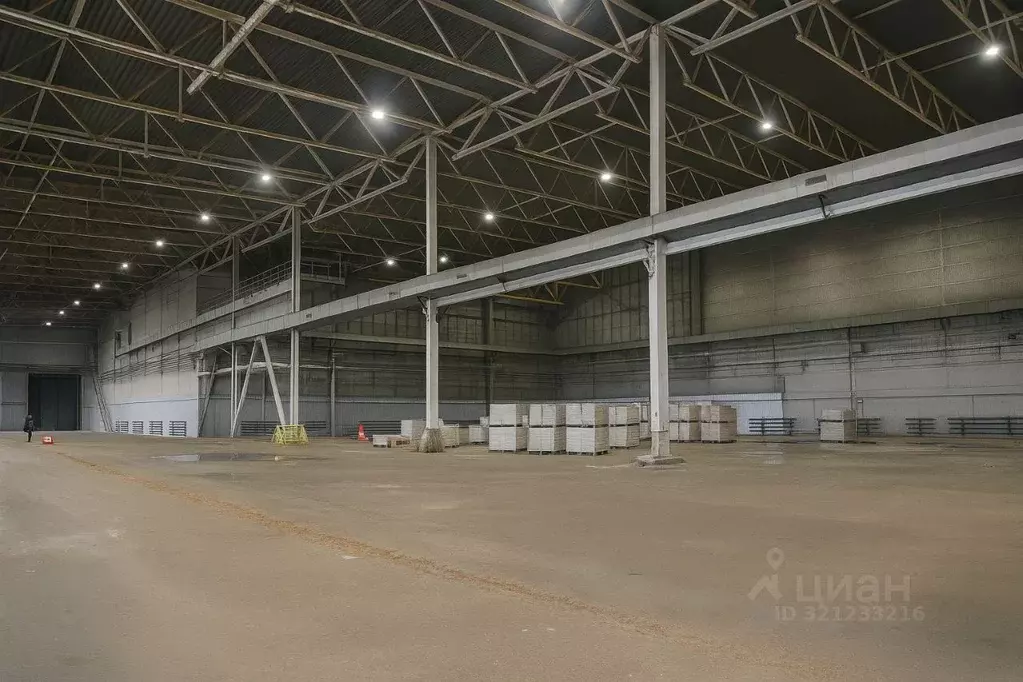 Склад в Ямало-Ненецкий АО, Новый Уренгой проезд 2-й, 7 (1700 м) - Фото 1