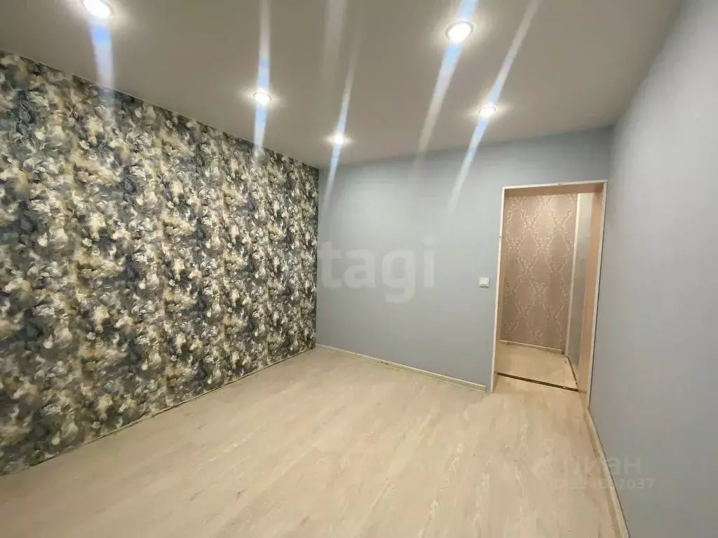 2-к кв. Владимирская область, Ковров Ковров-8 мкр, 18 (48.0 м) - Фото 2