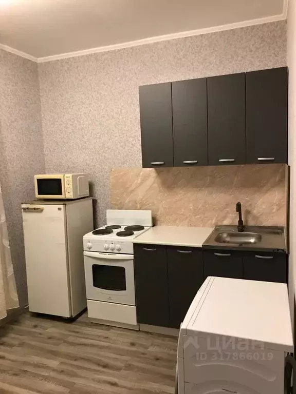 1-к кв. Новосибирская область, Новосибирск Шлюз мкр, ул. Сиреневая, 23 ... - Фото 0