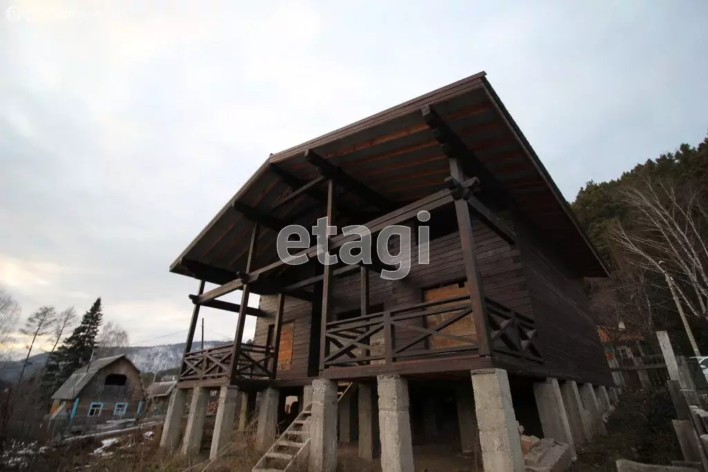 Дом в посёлок Усть-Мана, Заманская улица (210 м) - Фото 2