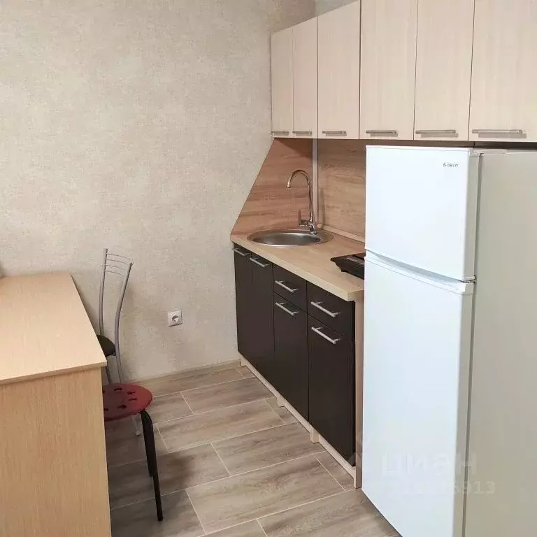 Студия Тюменская область, Тюмень Комбинатская ул., 54к2 (27.0 м) - Фото 1