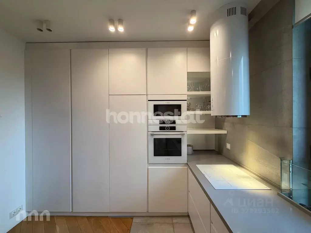 2-к кв. Москва Береговой проезд, 5к3 (70.7 м) - Фото 1