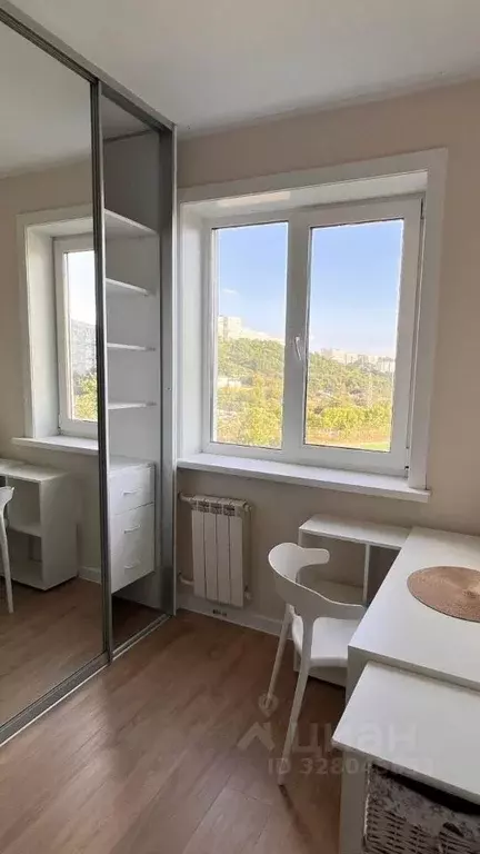 2-к кв. Приморский край, Владивосток ул. Черняховского, 3 (51.0 м) - Фото 2