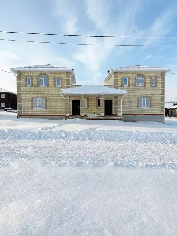 Таунхаус в Татарстан, Высокогорский район, Семиозерское с/пос, с. ... - Фото 1