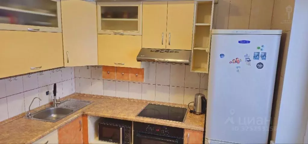 2-к кв. Омская область, Омск просп. Космический, 18Ак2 (52.7 м) - Фото 2