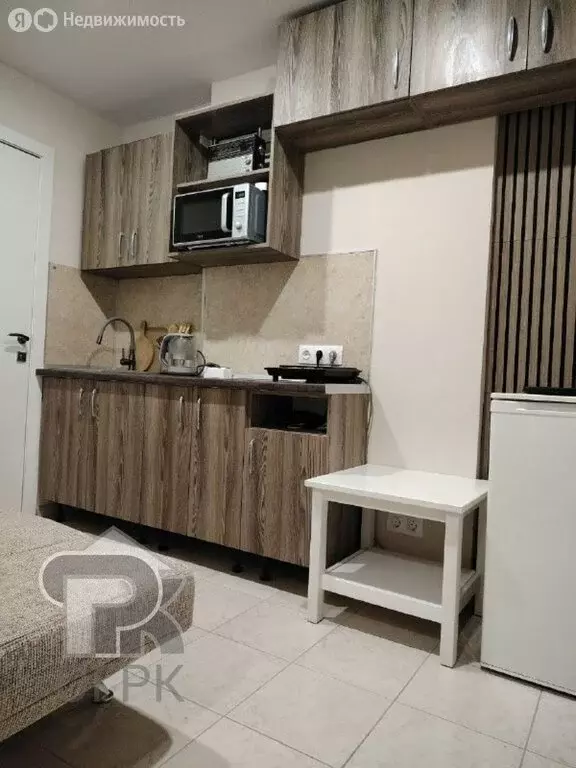 Квартира-студия: Москва, улица Адмирала Макарова, 37к2 (9 м) - Фото 1