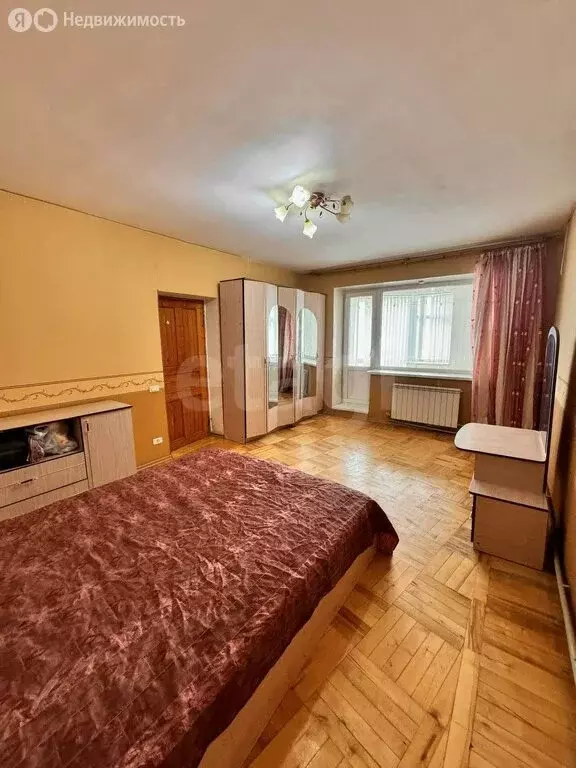 4-комнатная квартира: Белгород, 10-й микрорайон, улица 60 лет Октября, ... - Фото 2