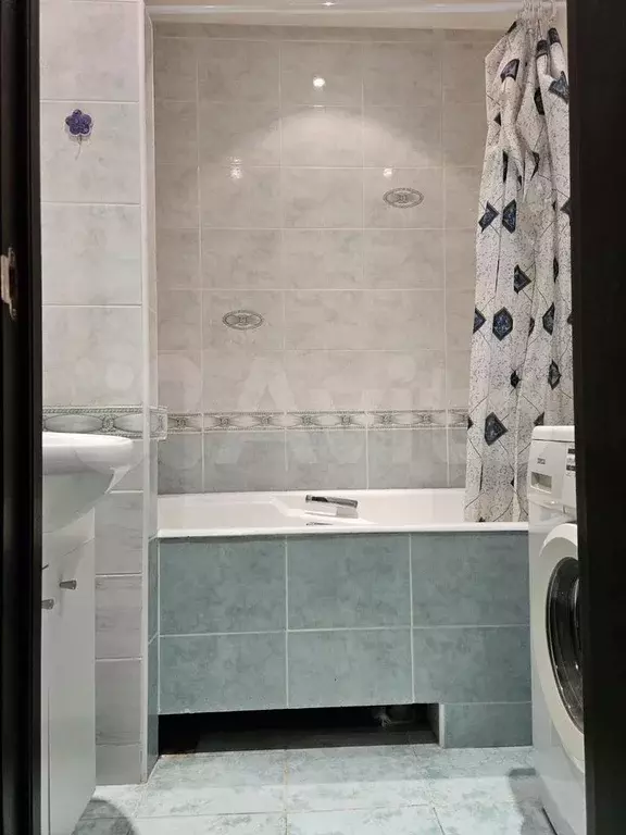 1-к. квартира, 50 м, 2/16 эт. - Фото 0